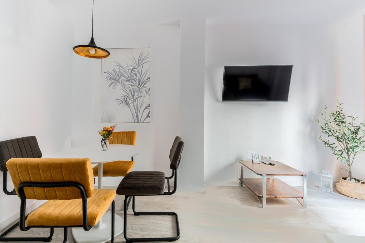 Apartments Olé - Santa Rufina Séville Extérieur photo